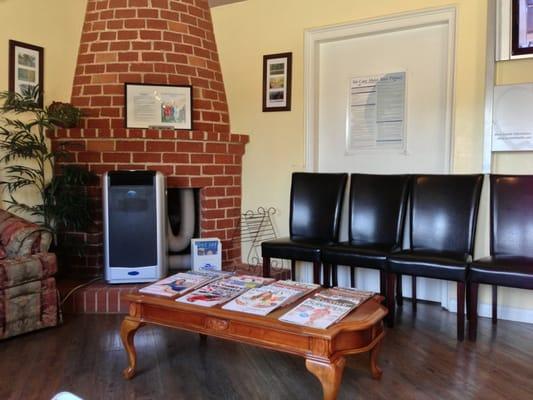 Super clean and comfy! Look at the cute fireplace!