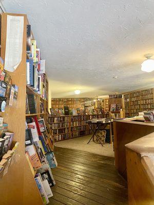 Sunday, 11 February 2024 -- inside of MAC's BACKS BOOKS (3rd Floor which has sci-fi books)