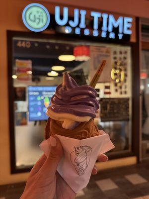 Ube/mango swirl