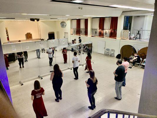 salsa classes are held every friday