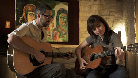 Alex Ballentine teaching guitar