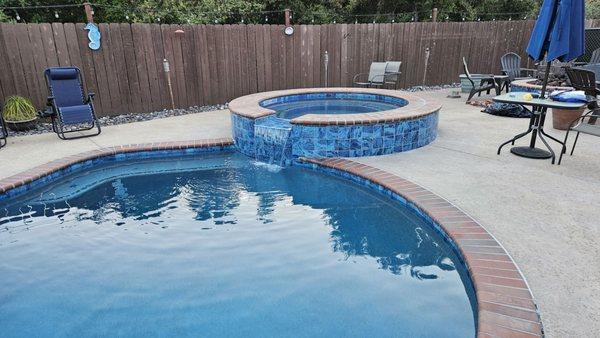 The had not regrouted or recaulked the perimeter yet, but it turned out perfect when they did.