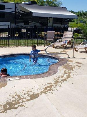 Clean lovely pool