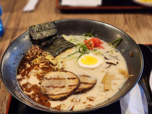 Black garlic ramen