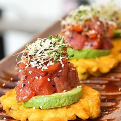 Ahi tostones  IG: lunchwithlaur