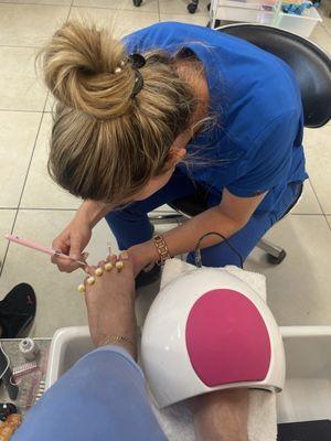 French gel pedicure