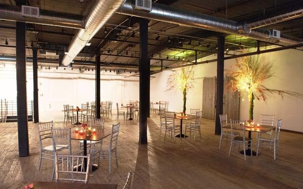 An industrial space and loft studios with over 60,000 square feet ideal for Birthdays, Weddings, Sweet 16, Photo/film shoots, Bar/Bat Mitzva