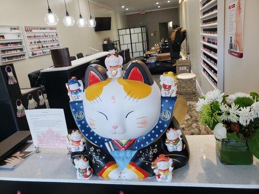 Store's Maneki Neko