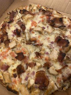 Chicken bacon ranch pizza