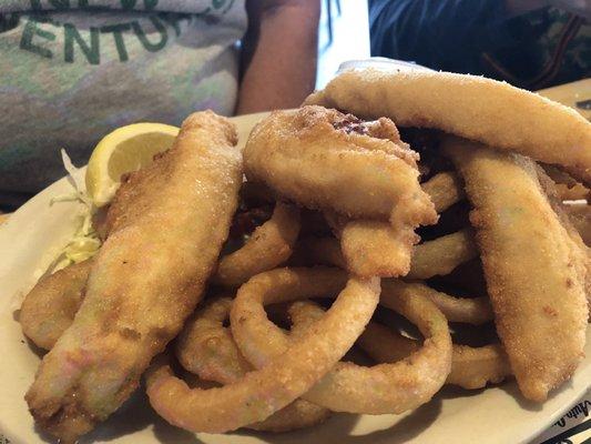 Perch dinner with onion rings