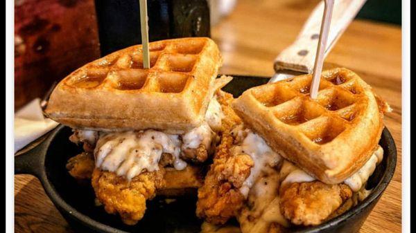 Chicken waffle combo