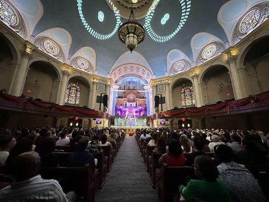 Wide-angle shot of the auditorium.