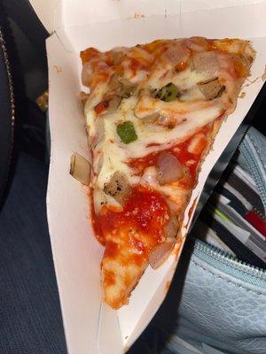 Vegetable pizza slice