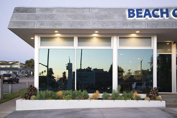 Our Redondo Beach HQ located at 200 South Pacific Coast Hwy in the heart of Redondo Beach!