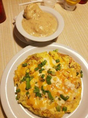 Country skillet.... not what I was expecting,  but very good...and yummy biscuits and gravy