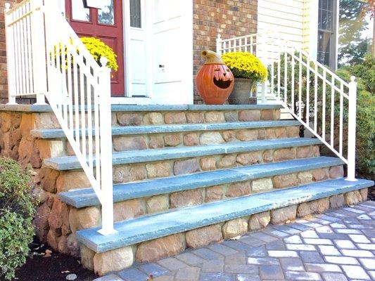 Berkeley Heights NJ : Eldorado Cultured Stone Steps with Bluestone Treads