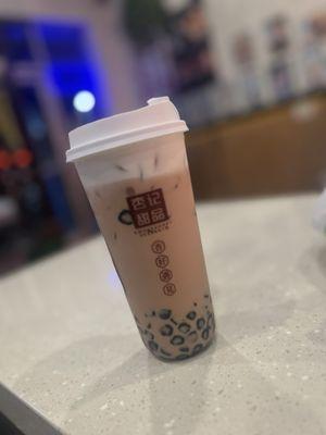 Milk tea boba with sea salt cream