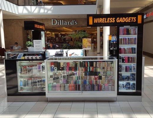 inside deer brook mall near dillards