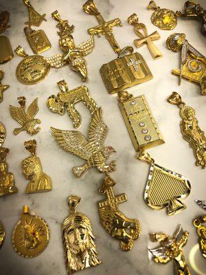 All types of gold pendants available for purchase in 10 karat gold or 14 karat gold.visit our location