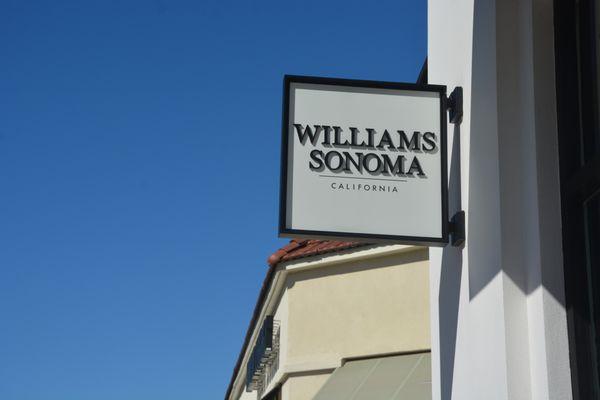 Marquee Sign for William and Sonoma