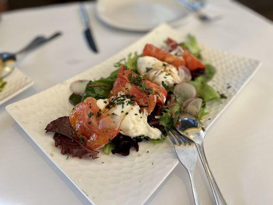 Burrata Heirloom Tomato salad