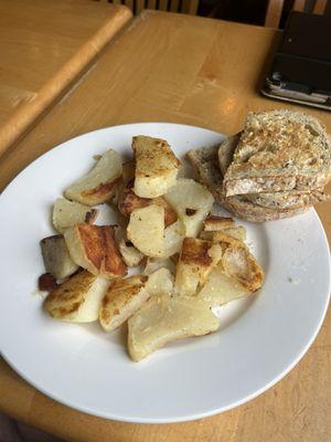 American fries and Multigrain toast!!