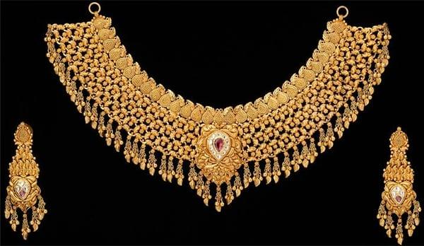 Necklace set, mehrra jewellers