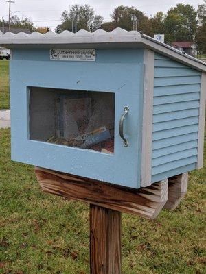 Little Free Library, 500 N 14th St, Paducah