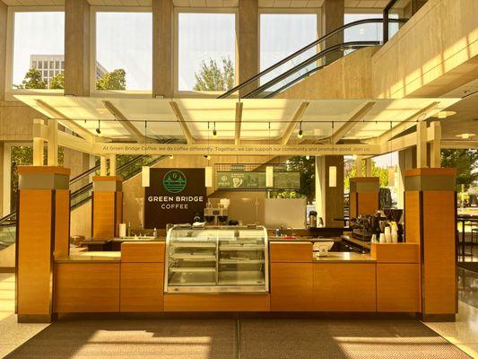 Coffee kiosk inside the lobby of Lloyd Center Tower.