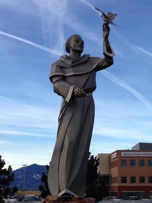 A cool statue of St Francis of the Sissies.