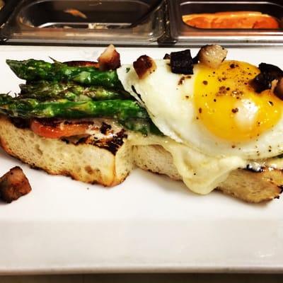 Asparagus, eggs, pork belly, garlic aioli, tomato, parmsan, grilled bread