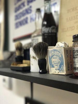 Antique barber pieces that were handed down. To give it a Classic touch.