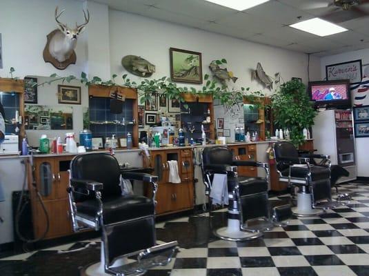 Kervin's Delwood Barber Shop