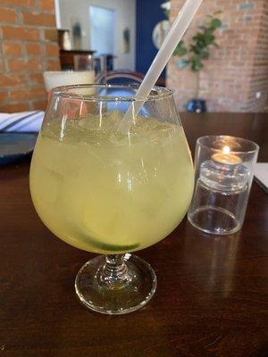 Pineapple mojito