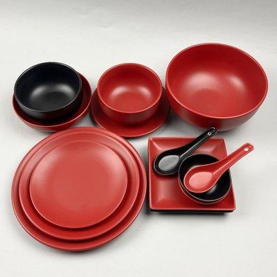 New arrival!  Our exclusive matte red and black ceramic dinnerware all are in stock for both our Manhattan store and online store!