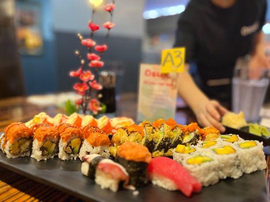 Osuki roll, spicy tuna roll and some sushi