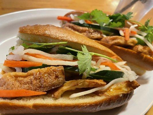 TOFU Banh Mi