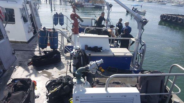 police boat crews and divers, helped with the 'Clean Sweep' bay clean-up today!