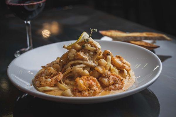 Under The Sea Seafood Medley: Creole Sauce, Shrimp, Scallop, Crab meat.