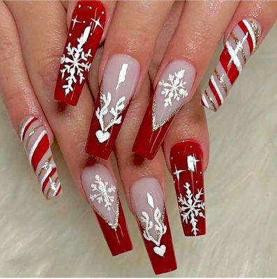 maggie and tony christmas nails art design