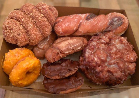 Orange cake (good), Crumb (fave), Tiger tail (bad), Apple fritter (most fave), Chocolate old fashioned (fave), Maple buttermilk (dry).