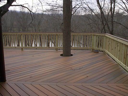 Fiberon deck with a great view