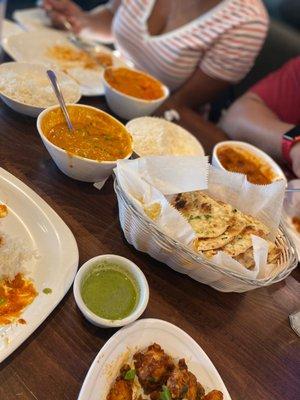 The table - masala, korma & naan