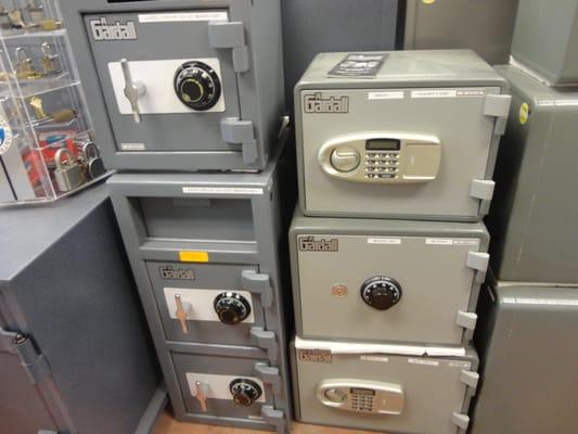 Huge variety of safes.  Big and small.