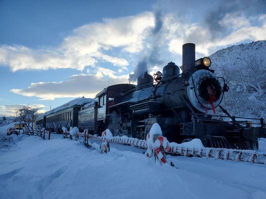 Very Merry Candy Cane Express Train 12.11.22