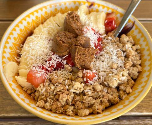 Classic Açaí Bowl add almond butter