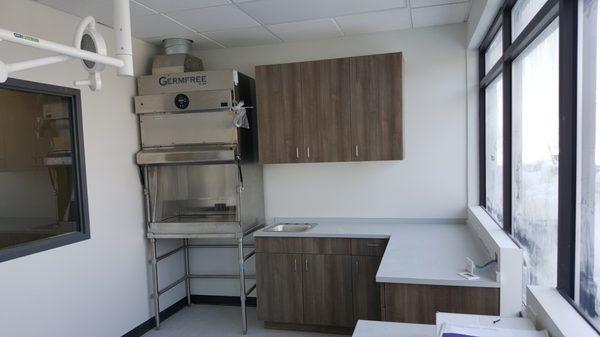 Renovation of Commercial Office Building into a Vet Clinic While the Vet Clinic Stayed in Operation