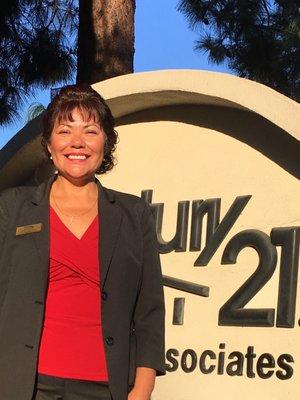 Century 21 is behind me all the way!!! Let us help you with all your Real Estate needs, eacevedo@c21mm.com