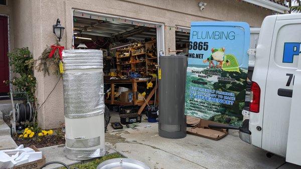 Out with the old, in with the new!  50 gallow Rheem water heater professionally installed by Pieper Plumbing