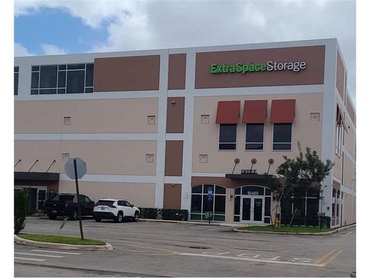 Beauty Image - Extra Space Storage at 18460 Pines Blvd, Pembroke Pines, FL 33029